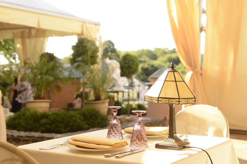 ТОП-10 ресторанов для свадебного банкета ТОП-10 ресторанов для свадебного банкета