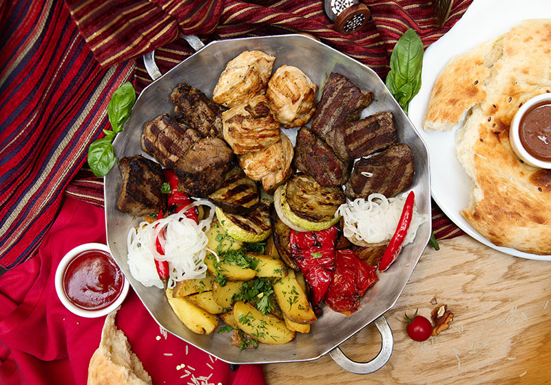 Празднуем с лучшими: ресторану Тюбетейка на Тарасовской 10 лет Празднуем с лучшими: ресторану Тюбетейка на Тарасовской 10 лет