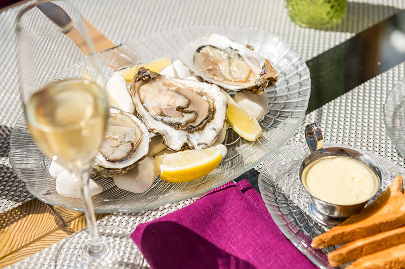 Устрицы в ресторанах Киева: что, где и почем Устрицы в ресторанах Киева: что, где и почем