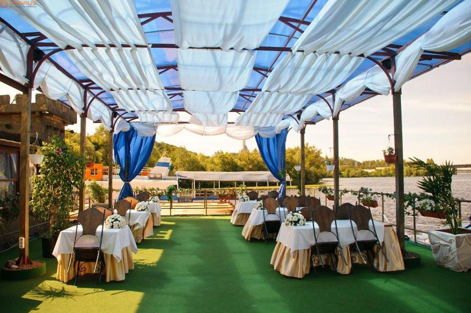 Тишь да гладь: 10 ресторанов Киева и области, которые находятся у воды Тишь да гладь: 10 ресторанов Киева и области, которые находятся у воды