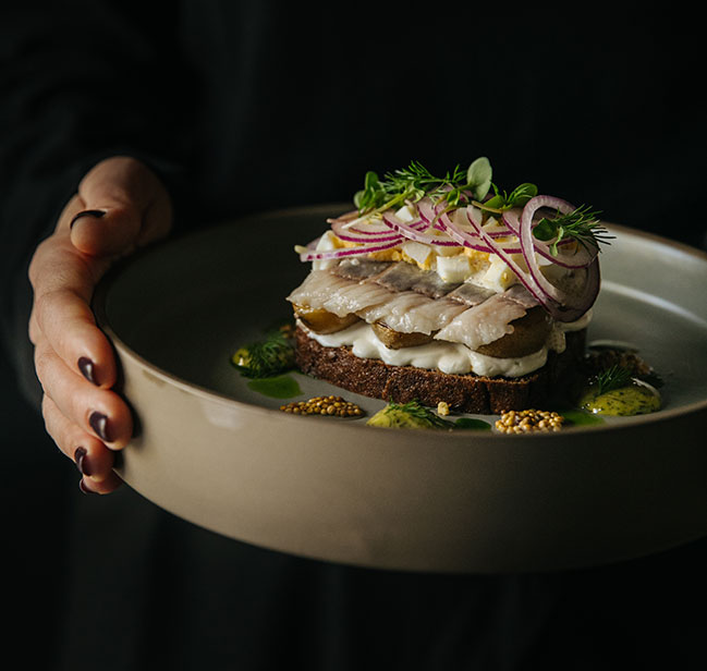 Кращі страви з усього світу: ресторан ODESSA запустив оновлене меню від шефа