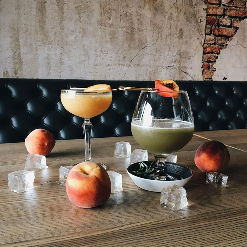 Дванадцять ресторанів Києва з авторськими коктейлями Дванадцять ресторанів Києва з авторськими коктейлями