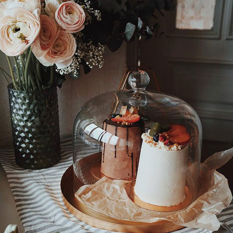 За пасхальным кроликом: где в Киеве искать куличи и праздничные наборы к Пасхе За пасхальным кроликом: где в Киеве искать куличи и праздничные наборы к Пасхе