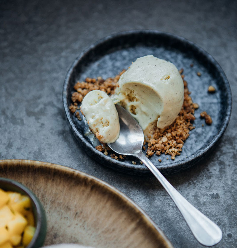 Морозиво та сонце — день чудовий: оригінальні десерти в закладах Києва Морозиво та сонце — день чудовий: оригінальні десерти в закладах Києва