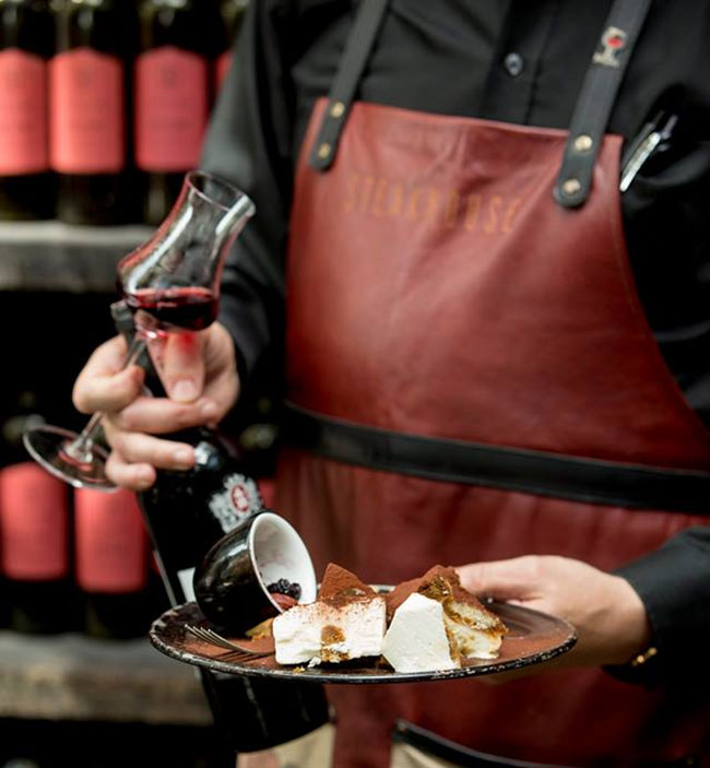 Морозиво та сонце — день чудовий: оригінальні десерти в закладах Києва Морозиво та сонце — день чудовий: оригінальні десерти в закладах Києва