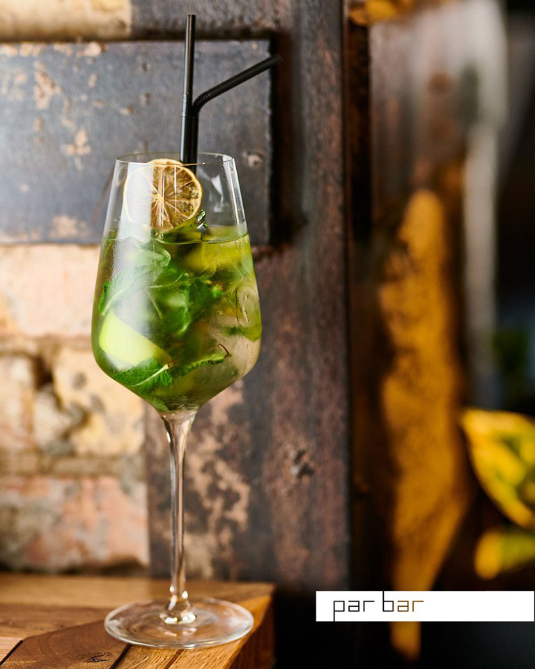 Літо у келиху: в яких ресторанах Києва шукати холодні напої