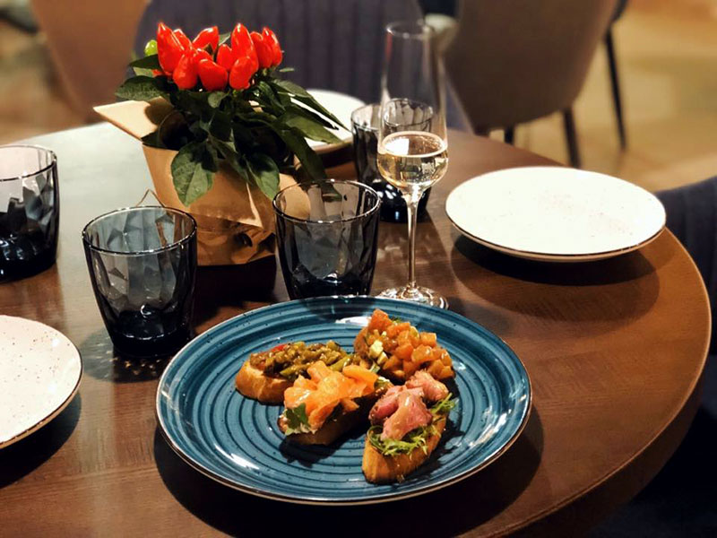 Відкриття місяця: нові ресторани Києва, які відкрилися в жовтні Відкриття місяця: нові ресторани Києва, які відкрилися в жовтні