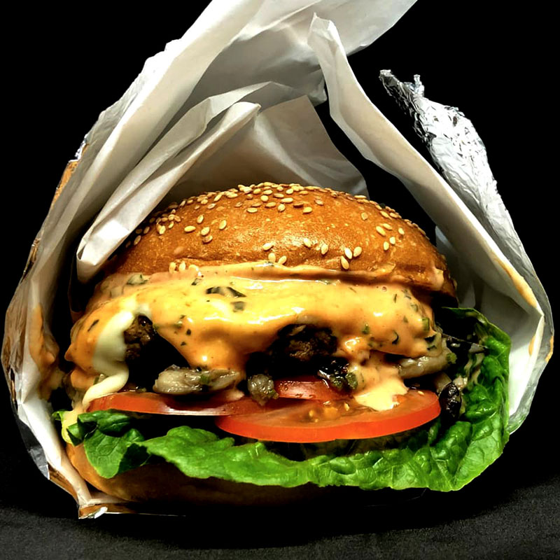 Травень, прощавай: нові ресторани Києва, які відкрилися у травні Травень, прощавай: нові ресторани Києва, які відкрилися у травні