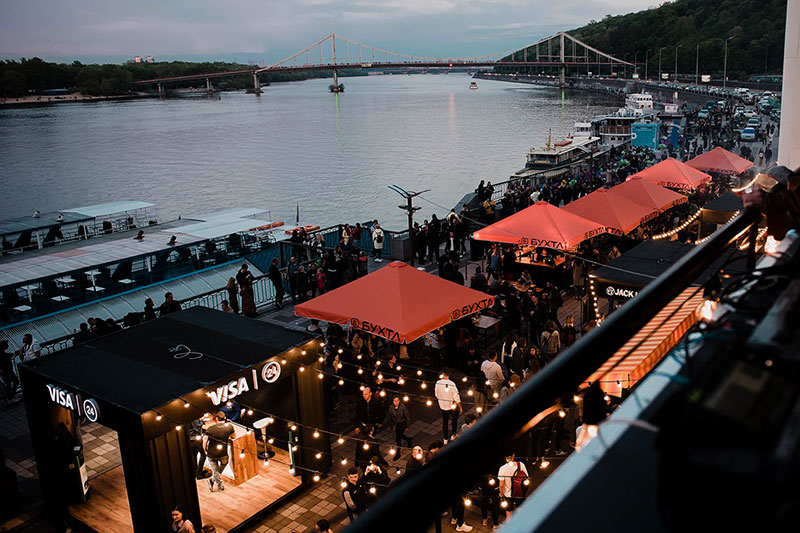 Травень, прощавай: нові ресторани Києва, які відкрилися у травні Травень, прощавай: нові ресторани Києва, які відкрилися у травні