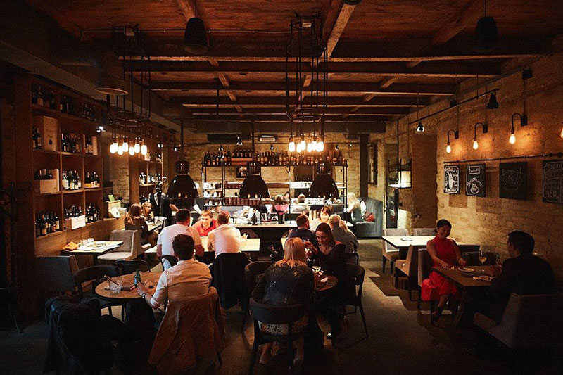 Топ заведений Киева, где зажигают незабываемые вечеринки Топ заведений Киева, где зажигают незабываемые вечеринки