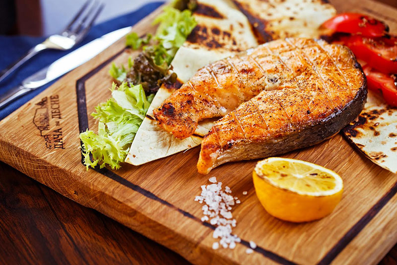 Ресторани біля води: 7 закладів, де можна відшукати літню прохолоду Ресторани біля води: 7 закладів, де можна відшукати літню прохолоду