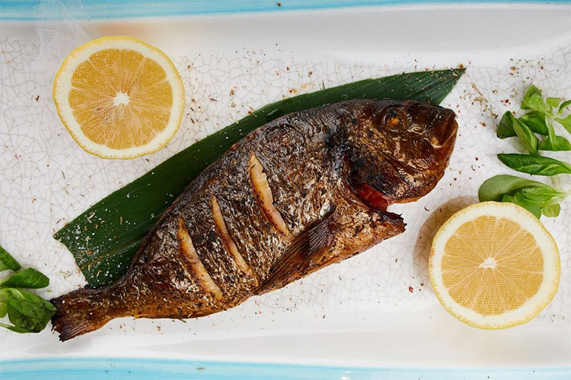 Ресторани біля води: 7 закладів, де можна відшукати літню прохолоду Ресторани біля води: 7 закладів, де можна відшукати літню прохолоду