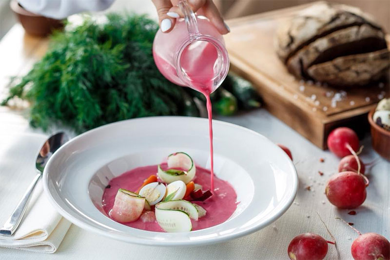 Ресторани біля води: 7 закладів, де можна відшукати літню прохолоду Ресторани біля води: 7 закладів, де можна відшукати літню прохолоду