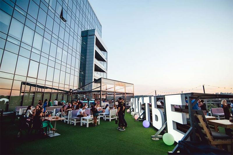 На висоті: огляд київських руфтопів На висоті: огляд київських руфтопів