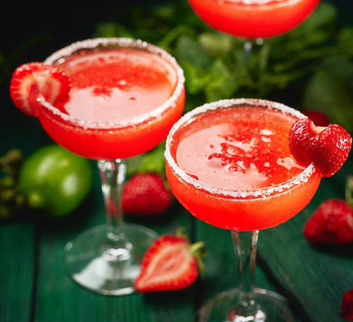 С любовью к лету: клубничное меню в ресторанах Киева