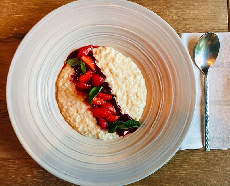 С любовью к лету: клубничное меню в ресторанах Киева