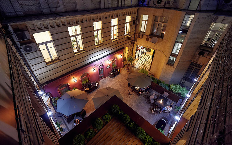 Гармонія смаку: огляд літніх терас ресторанів Києва (частина 1) Гармонія смаку: огляд літніх терас ресторанів Києва (частина 1)