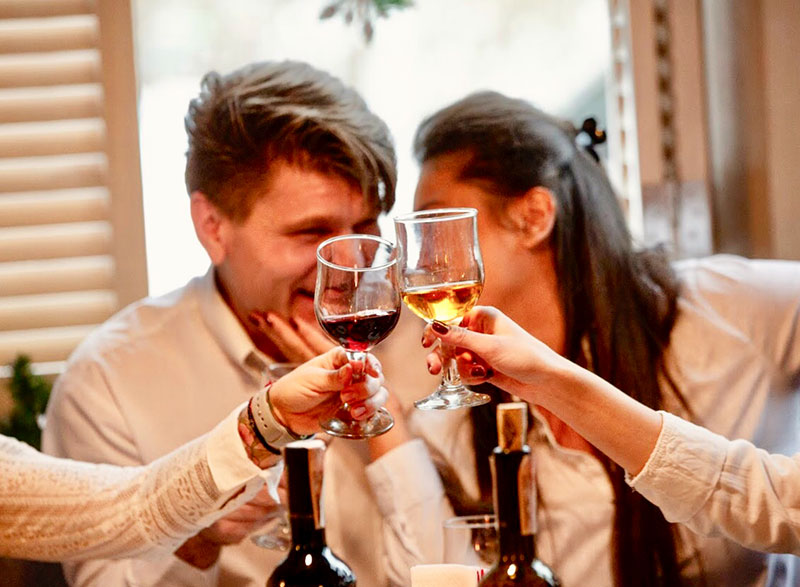 16 закладів Києва, де вісвяткувати День закоханих 16 закладів Києва, де вісвяткувати День закоханих