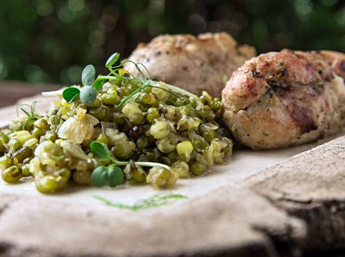 З родзинкою: небанальні страви в ресторанах Києва З родзинкою: небанальні страви в ресторанах Києва