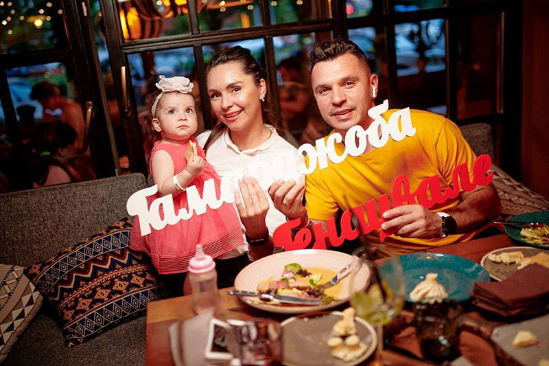 Їж. Знову їж. Кохай: Куди піти у День Закоханих у Києві Їж. Знову їж. Кохай: Куди піти у День Закоханих у Києві