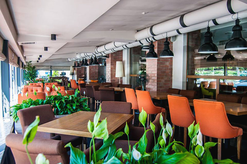 Наблюдаем за осенью вкусно: утепленные террасы в ресторанах Киева Наблюдаем за осенью вкусно: утепленные террасы в ресторанах Киева