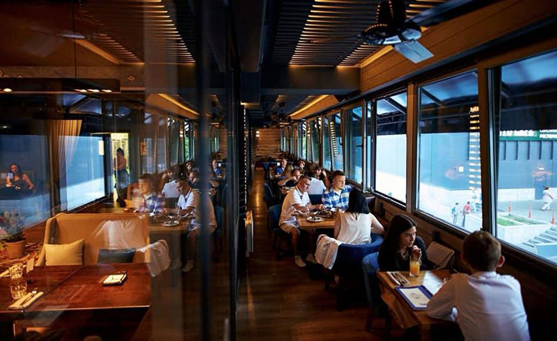 Наблюдаем за осенью вкусно: утепленные террасы в ресторанах Киева Наблюдаем за осенью вкусно: утепленные террасы в ресторанах Киева