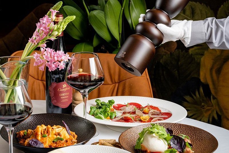 Магія білого і червоного: винні історії в ресторанах Києва Магія білого і червоного: винні історії в ресторанах Києва