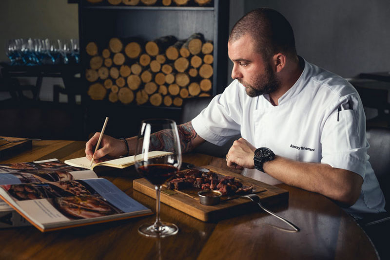 Магія білого і червоного: винні історії в ресторанах Києва Магія білого і червоного: винні історії в ресторанах Києва