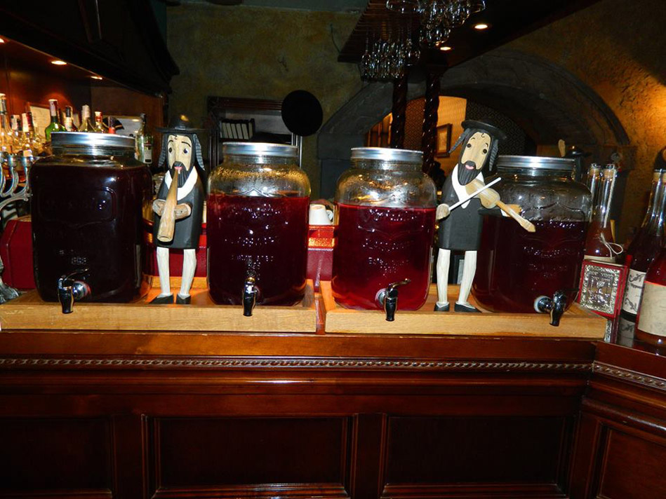 Самогон: где в Киеве льется национальный напиток