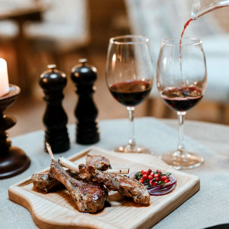 Термінове побачення: куди піти зі своєю другою половинкою у Києві Термінове побачення: куди піти зі своєю другою половинкою у Києві