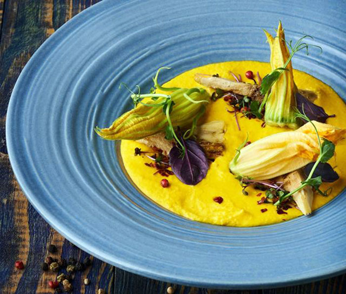 Встигнути до осені: 10 літніх страв, які варто спробувати Встигнути до осені: 10 літніх страв, які варто спробувати