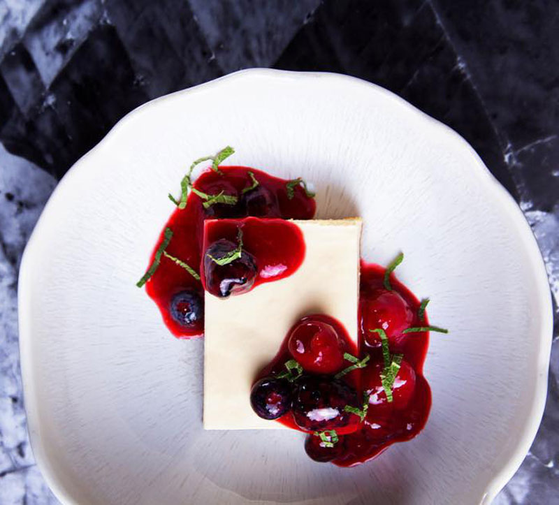 Встигнути до осені: 10 літніх страв, які варто спробувати Встигнути до осені: 10 літніх страв, які варто спробувати