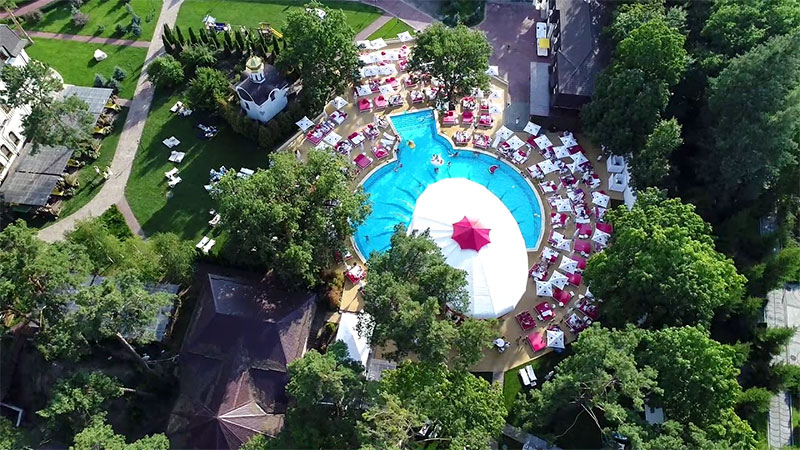 Місце під сонцем: 7 басейнів Києва Місце під сонцем: 7 басейнів Києва