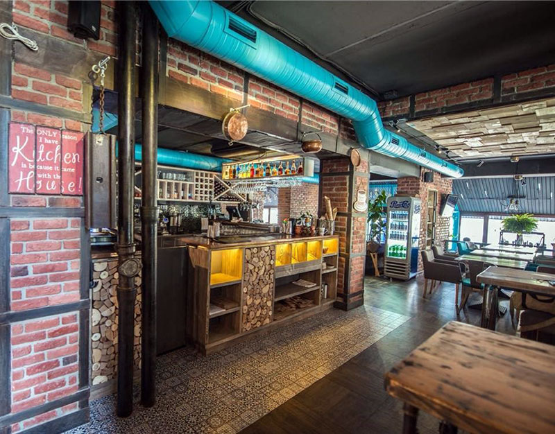 Осінь — не проблема: теплі тераси в ресторанах Києва Осінь — не проблема: теплі тераси в ресторанах Києва