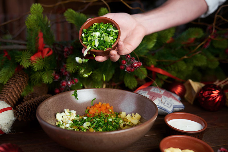 Новорічні кошики у ресторанах Києва – смачні пропозиції для святкового столу Новорічні кошики у ресторанах Києва – смачні пропозиції для святкового столу