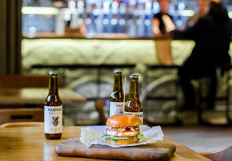 Де шукати крафтове пиво у закладах Києва? Де шукати крафтове пиво у закладах Києва?