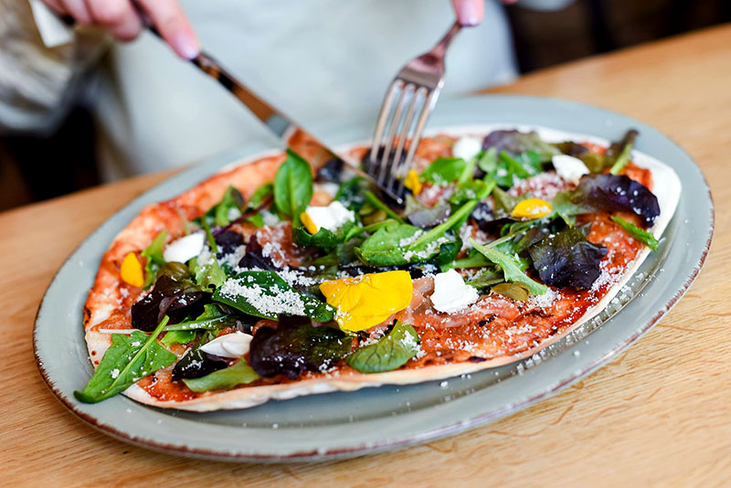 Spring is in the air: де у Києві шукати весняне меню Spring is in the air: де у Києві шукати весняне меню