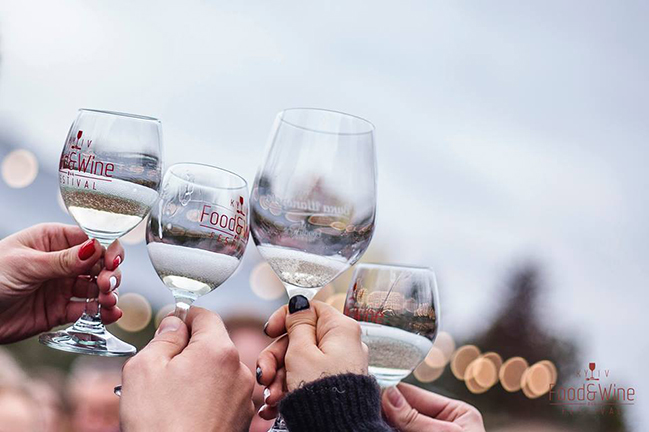 У Києві пройде десятий фестиваль вина Kyiv Food and Wine Festival (19-20 травня) У Києві пройде десятий фестиваль вина Kyiv Food and Wine Festival (19-20 травня)