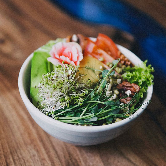 Нове місце (Київ): еко-заклад ZELYONKA на Саксаганського