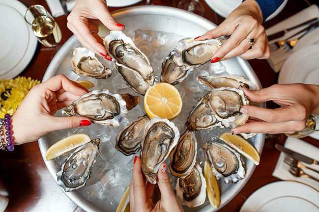 Устриці по 39 грн в ресторані Trattoria Zucca Устриці по 39 грн в ресторані Trattoria Zucca