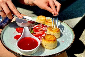 Сніданки у барі 