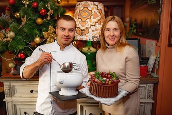 День Народження Famille Très FRANÇAIS: 8 років