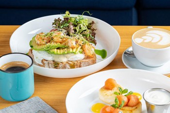 Сніданки в мережі кафе 