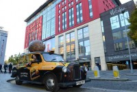 Такси печет картошку