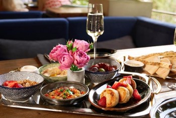 Бранчі у ресторані 