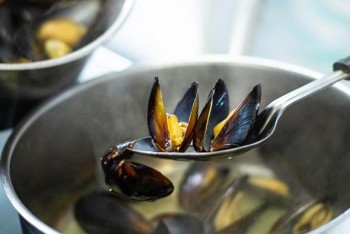 Мідії у ресторанах 