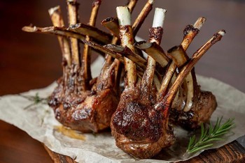 Страви з ягняти в гастробарі 