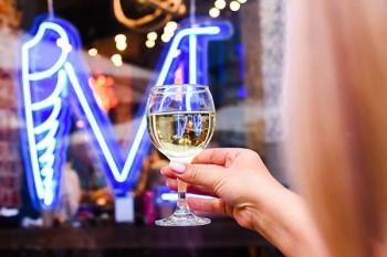 Нова Mushlya bar на Подолі - ще більше морепродуктів за 1 євро