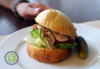 В Украине появятся заведения сетей Star Burgers и Radizio