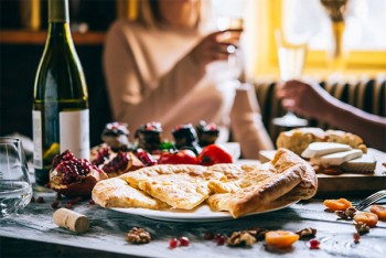 Гастрономічна подорож по Києву: кращі грузинські ресторани столиці